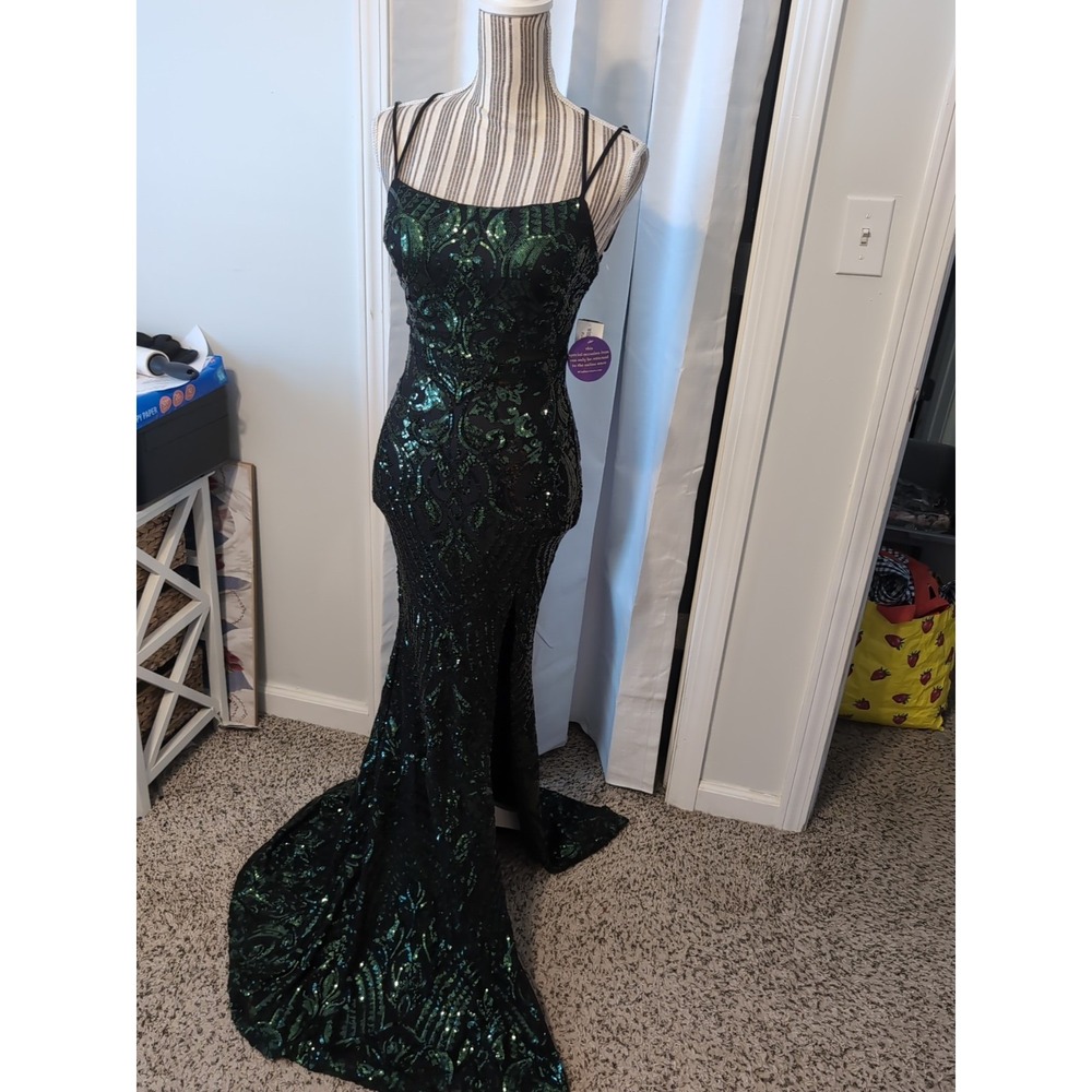 NWT Windsor Prom Hunter Green Sequin Mermaid Dress CrissCross Back Straps Small
